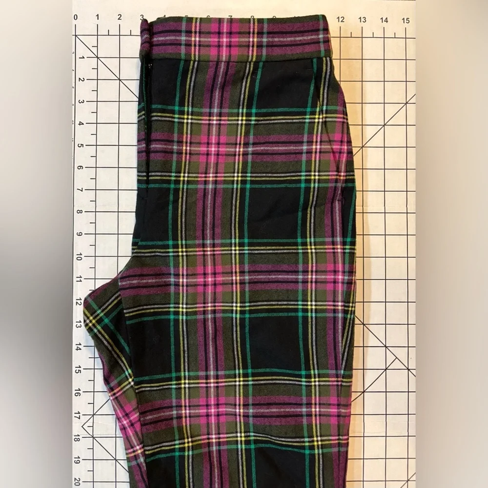 J. Crew Women’s Size 8 Purple and‎ Black Plaid Kate Wool  Blend Trousers